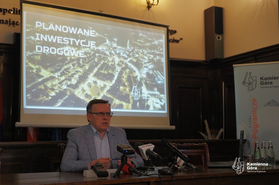 REGION, Kamienna Góra: Na drogi i mosty