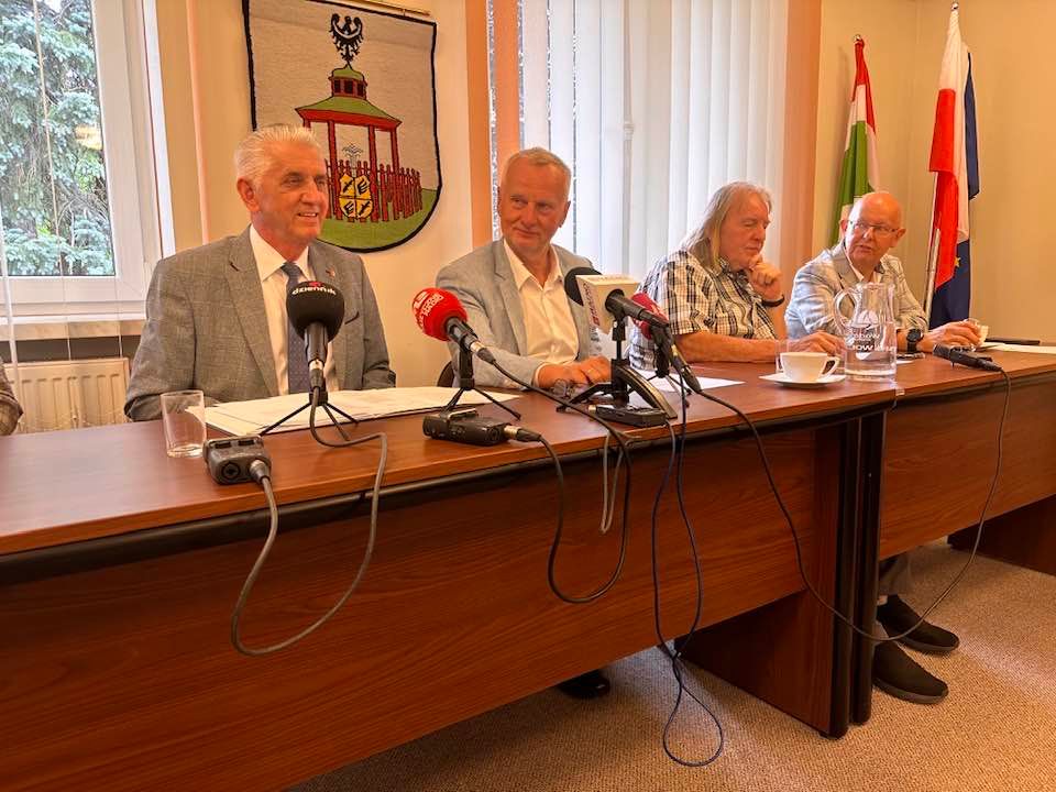 REGION, Jedlina-Zdrój: Mieszkania na wynajem