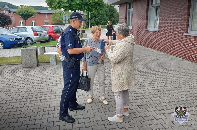 Wałbrzych/REGION: Seniorzy "smakowitym" kąskiem