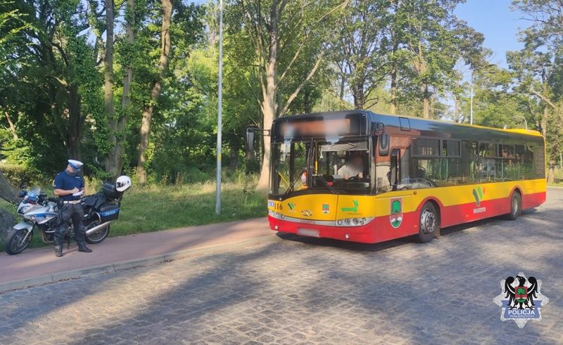 Wałbrzych: Chcieli okraść kierowcę