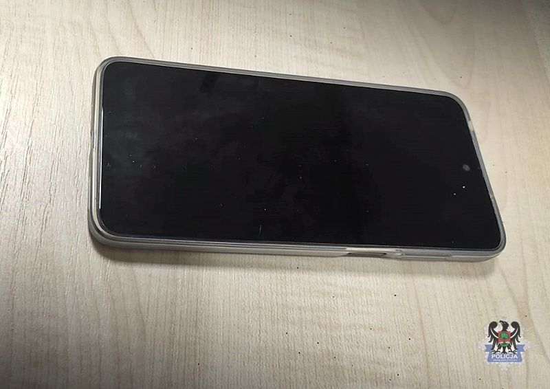 REGION, Szczawno-Zdrój: Nie zapłacił i stracił telefon