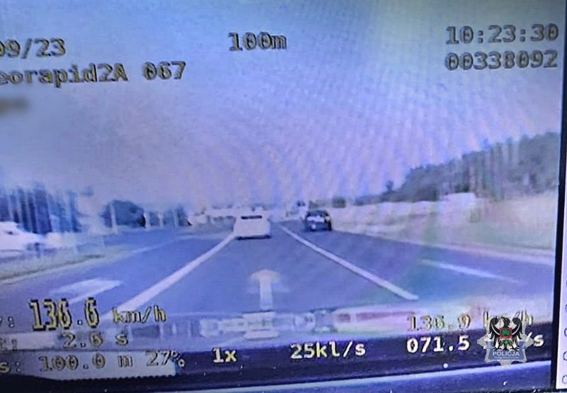 Wałbrzych/Boguszów-Gorce: 138 km/h przez Uczniowską