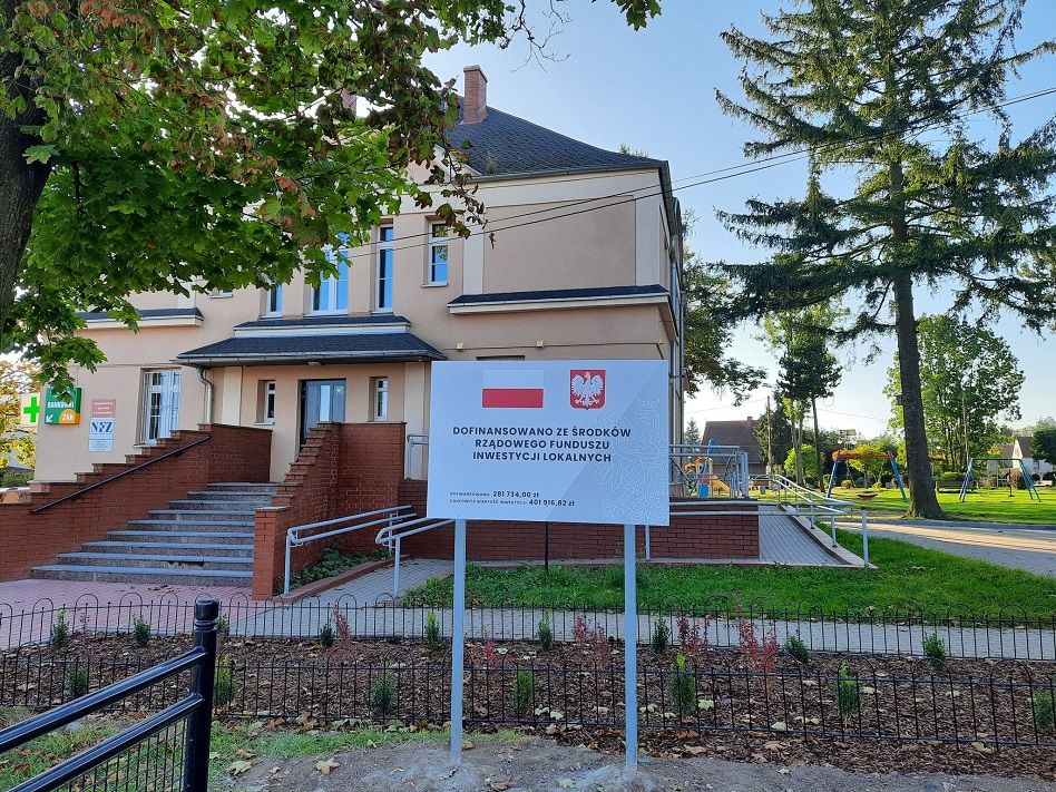 REGION, Czarny Bór: Poprawiają estetykę przestrzeni publicznej