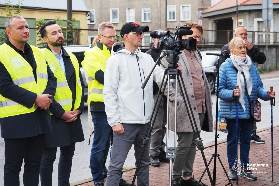 REGION, Kamienna Góra: Przekazali plac budowy