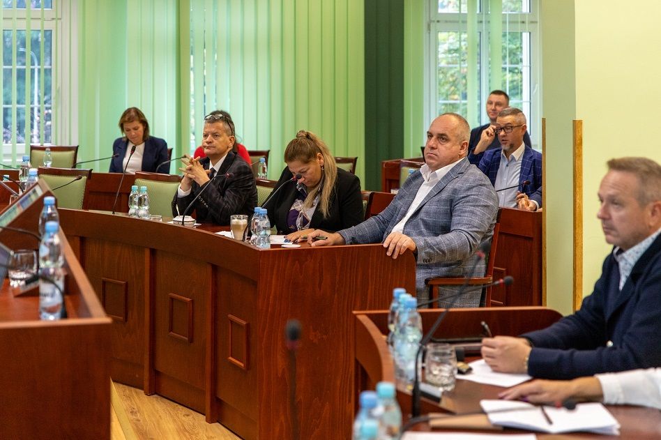 powiat wałbrzyski: Po sesji powiatu