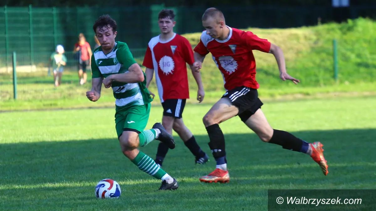 REGION: Dwa szlagiery w tej kolejce