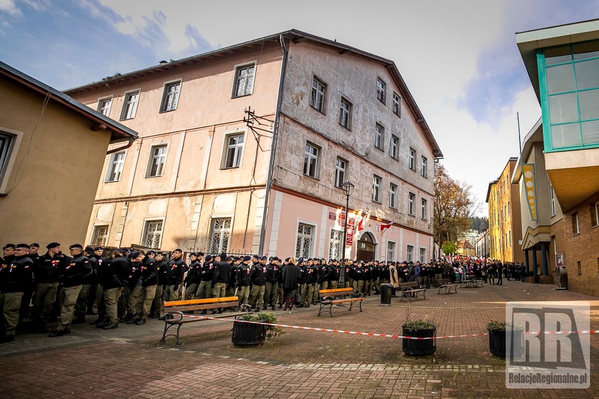REGION, Kamienna Góra: Przeszli ulicami miasta