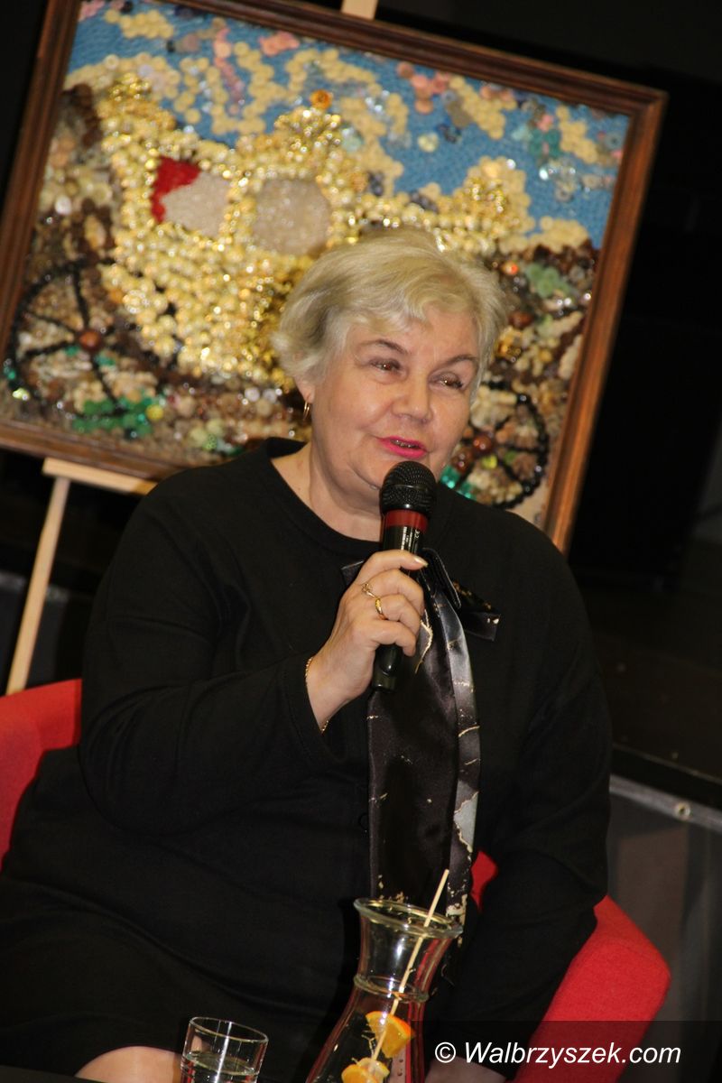 REGION, Czarny Bór: Guzikowa dama