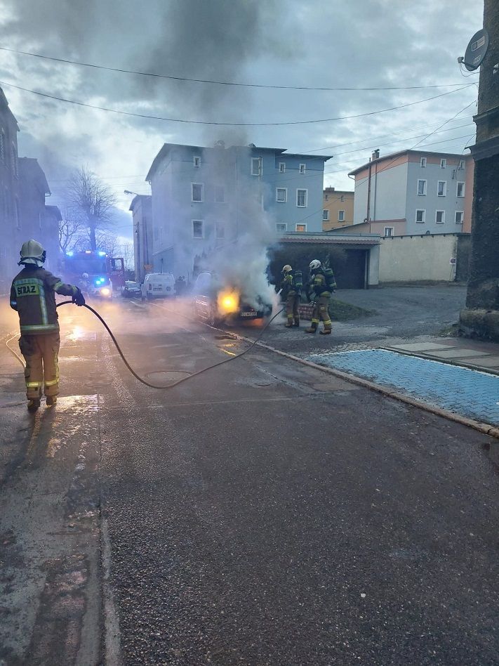 REGION, Boguszów-Gorce: Samochód poważnie uszkodzony