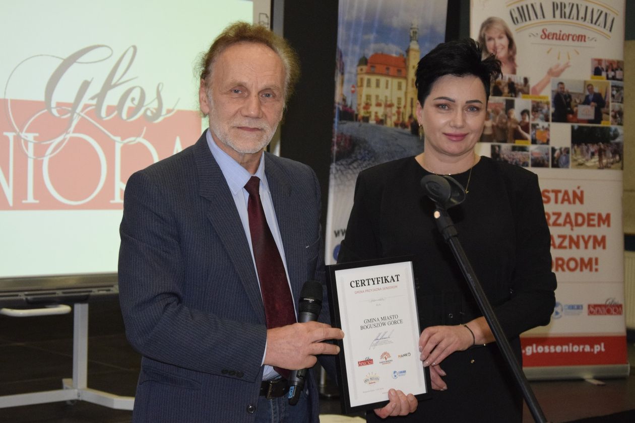 REGION, Boguszów-Gorce: Karty już u seniorów