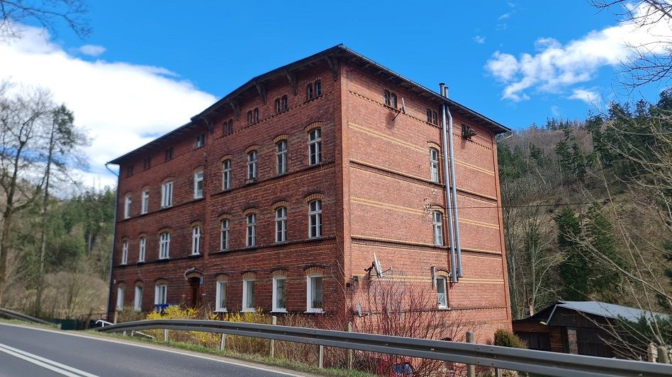 REGION, Mieroszów: Dwie kamienice z ograniczoną emisją