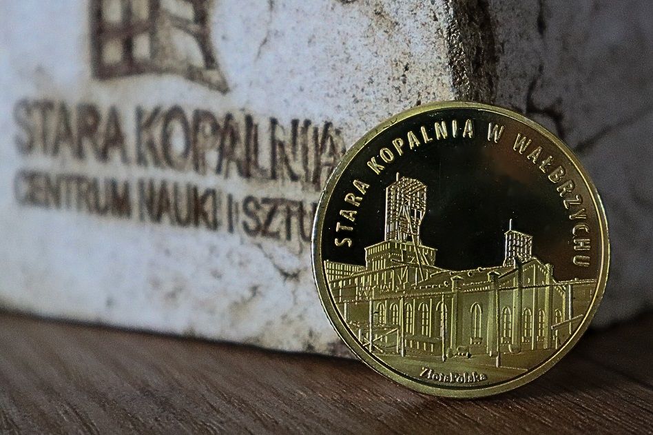 Wałbrzych: Stara Kopalnia na pamiątkowych medalach
