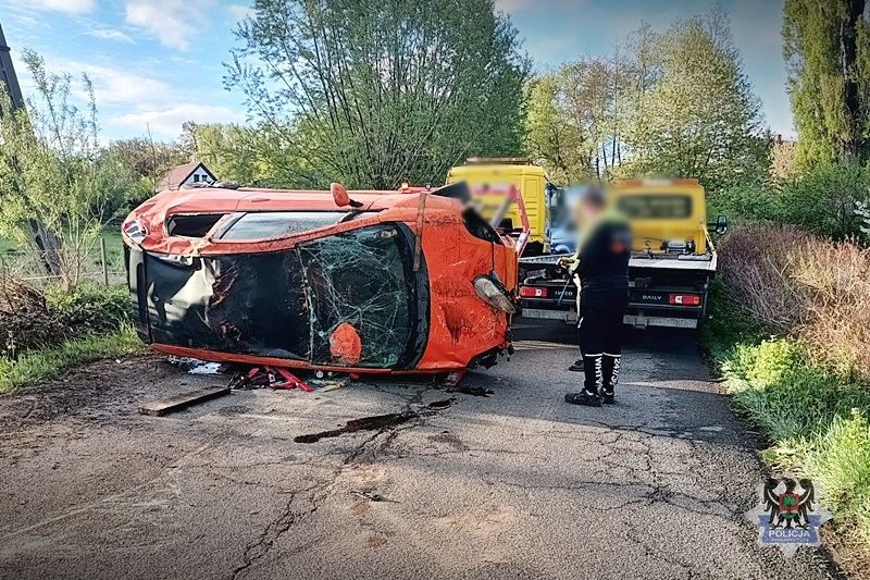 Wałbrzych: Dachowanie na Orkana