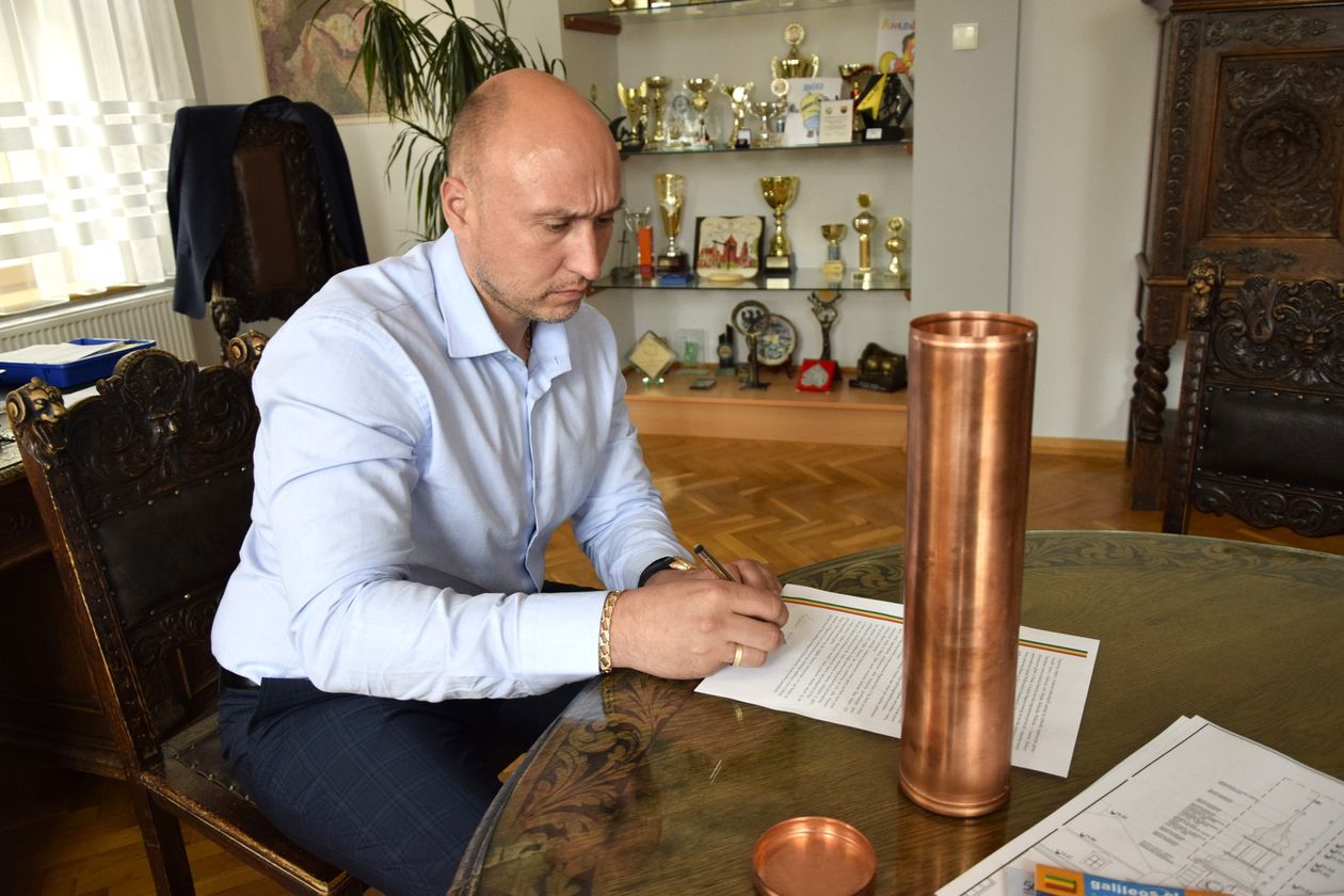 REGION, Boguszów-Gorce: Wieża ratuszowa kompletna