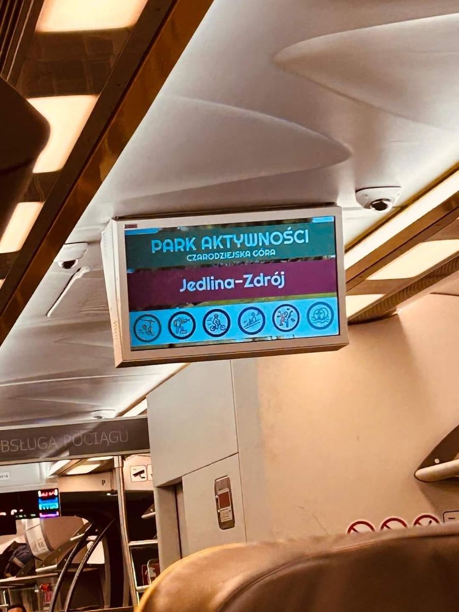 REGION, Jedlina-Zdrój: Spot o Jedlinie w pociągach KD