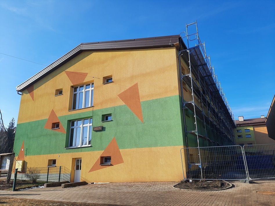 REGION, Gmina Czarny Bór: Remontują szkoły