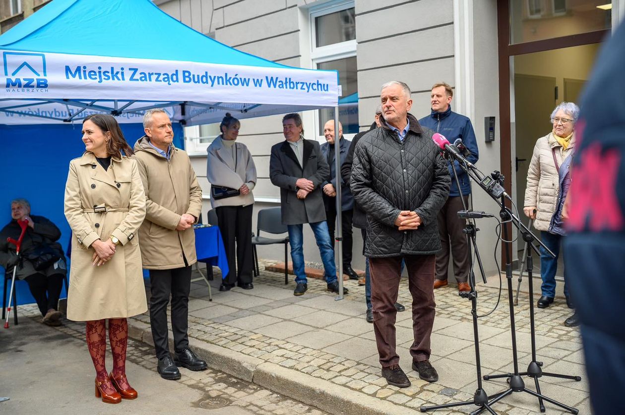 Wałbrzych: Na Paderewskiego już mieszkają