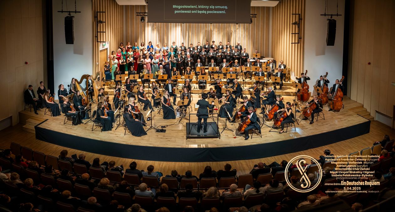 Wałbrzych: Ein Deutsches Requiem