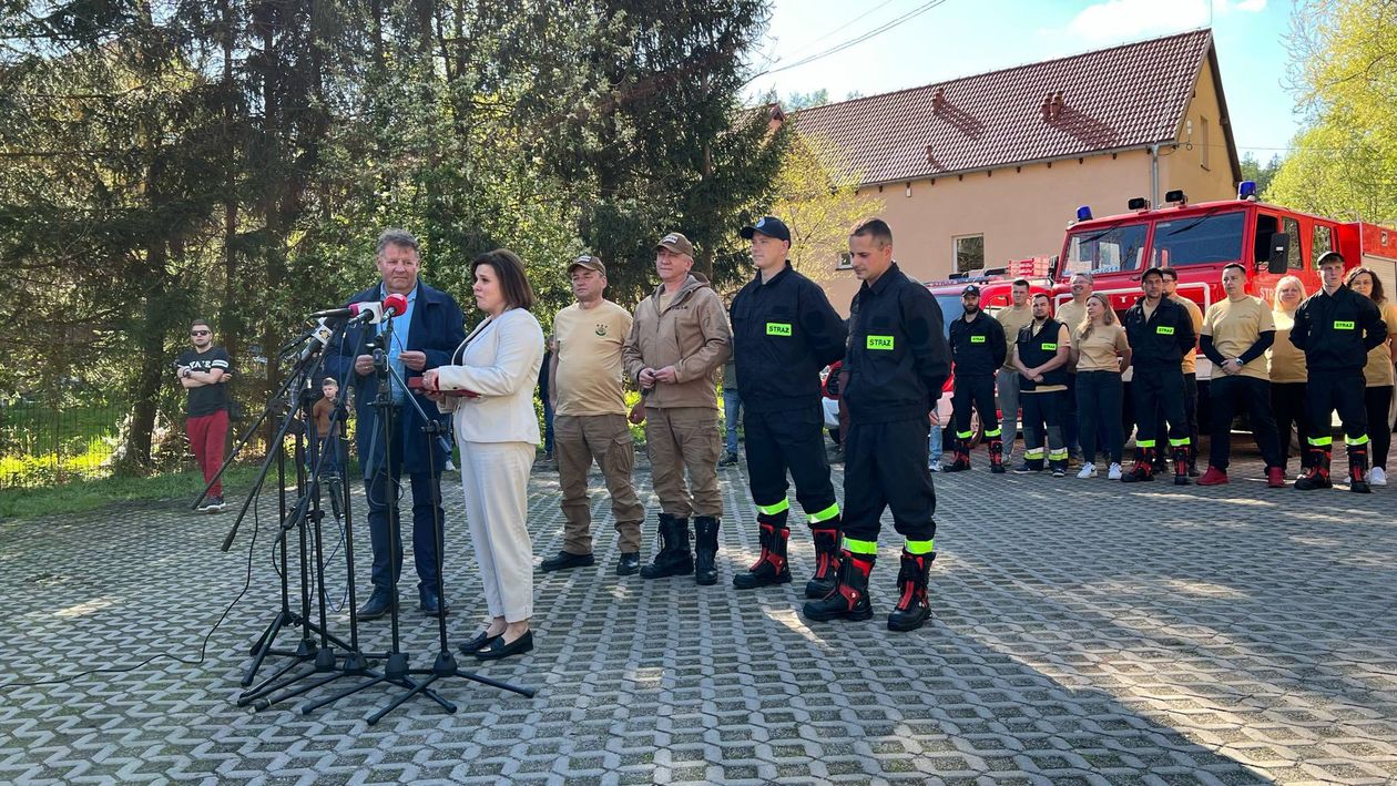 REGION, Jedlina-Zdrój/Walim: OSP Jedlina ma już swój wóz