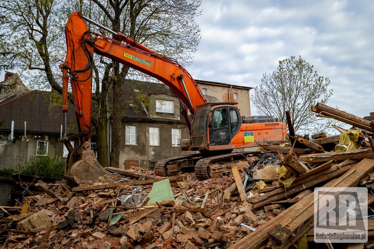REGION, Kamienna Góra: Kolejna rudera przeszła do historii