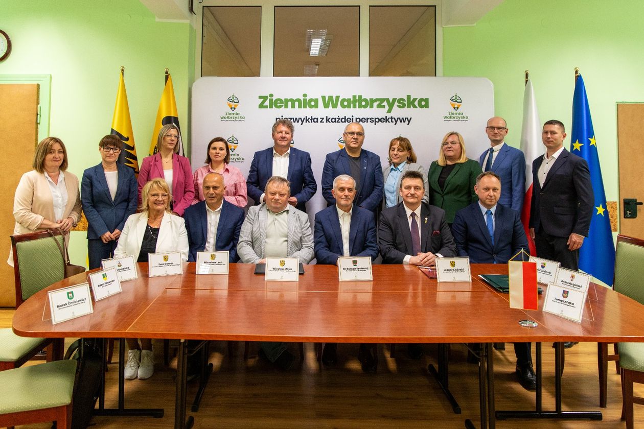 Wałbrzych/powiat wałbrzyski: Umowa na transport podpisana