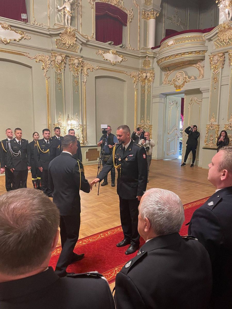 Wałbrzych/powiat wałbrzyski: Strażacy z awansami