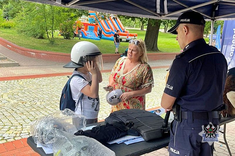 REGION, Szczawno-Zdrój: Rodzinny festyn z okazji święta policji