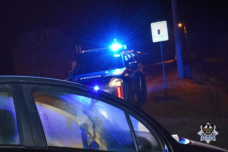REGION, Głuszyca Górna: Atak drewnianą pałką