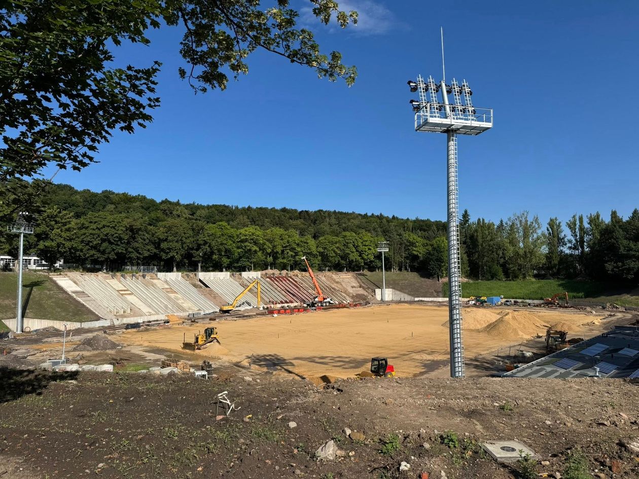 Wałbrzych: Budowa stadionu przyspiesza
