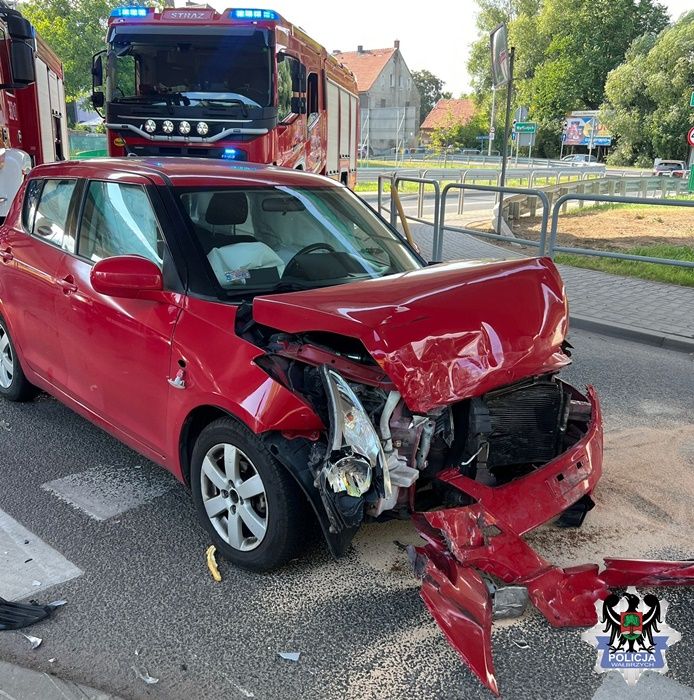 Wałbrzych: Kolizja pod wiaduktem