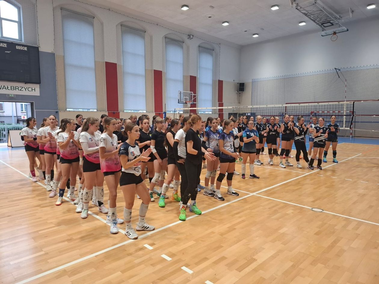 Wałbrzych/REGION: Szlifują formę przed ligą