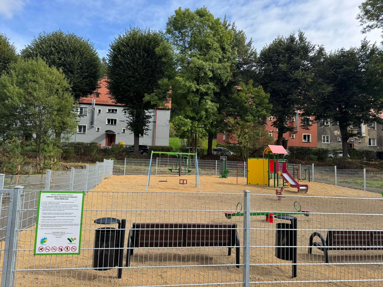 Wałbrzych: Nowy plac zabaw