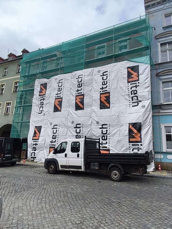 REGION, Mieroszów: Zmiana elewacji frontowej