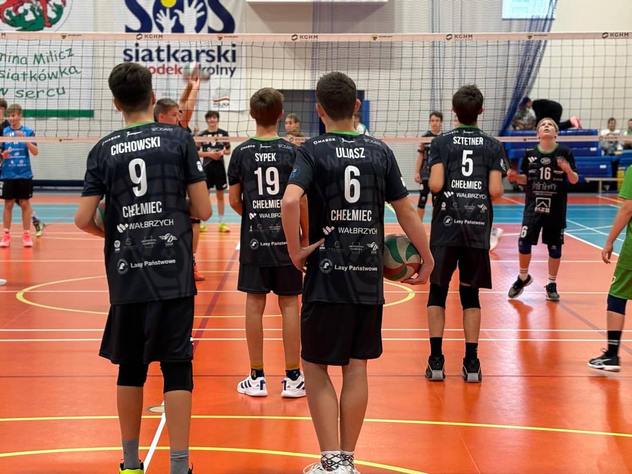 Wałbrzych/REGION: Obfity siatkarski weekend