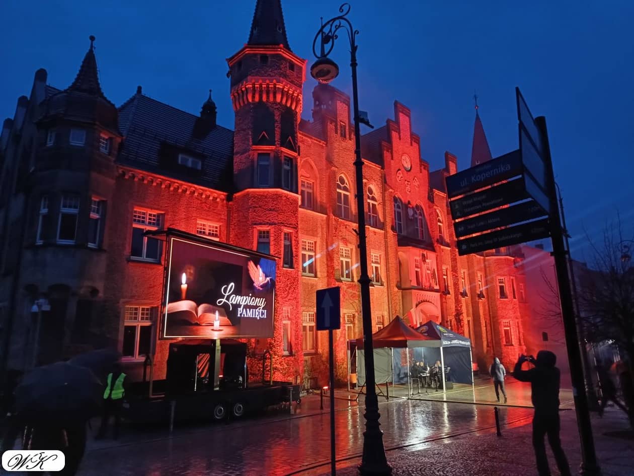 Wałbrzych/Kraj: Tradycyjne Lampiony Pamięci