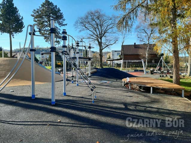 REGION, Czarny Bór: Bardziej przyjazny plac