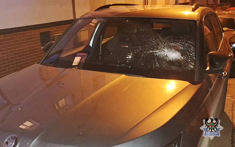 Wałbrzych: Poleciała cegłówka na Ciechocińskiej