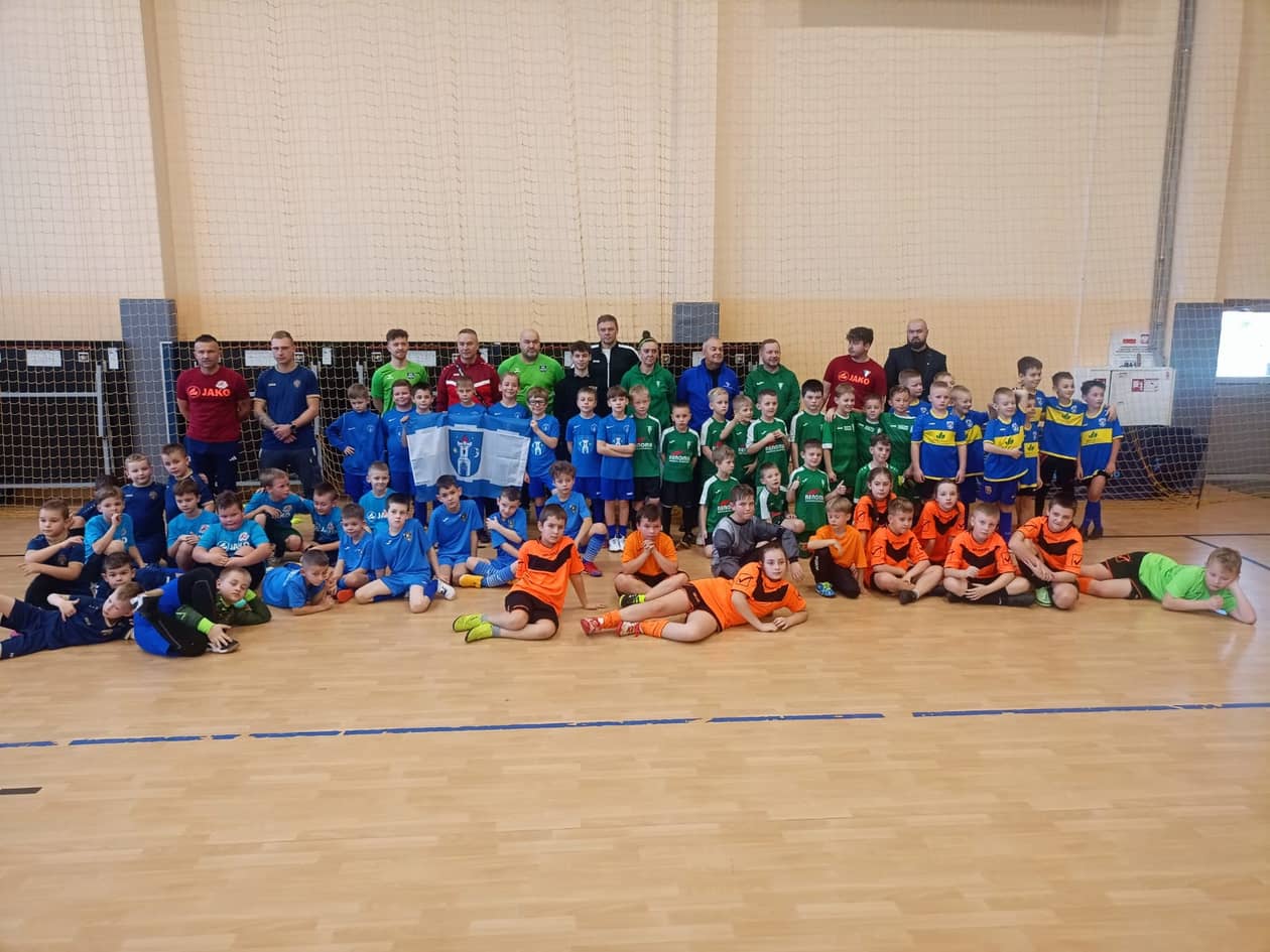 Szczawno-Zdrój: Najmłodsi na parkiecie