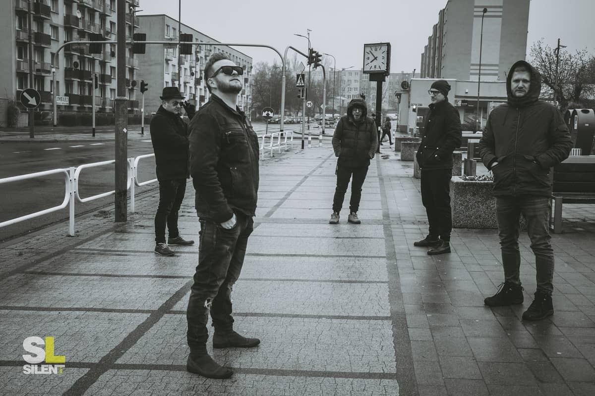 Wałbrzych/Kraj: Trzeci pełny album studyjny