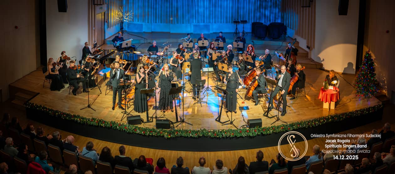 Wałbrzych: Kolędowa podróż przy pełnej sali