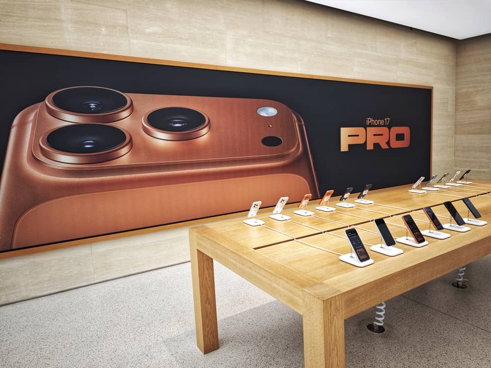 Wałbrzych/Kraj: Czy iPhone 17 to najlepszy model dla osób zaczynających przygodę z Apple?