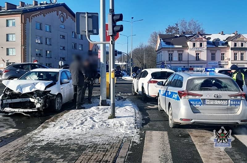 Wałbrzych: Tak się kończy wjazd na czerwonym świetle