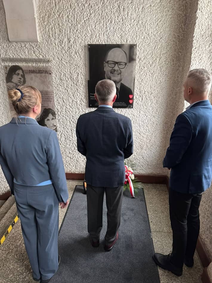 Wałbrzych/Kraj: Siódma rocznica śmierci Pawła Adamowicza