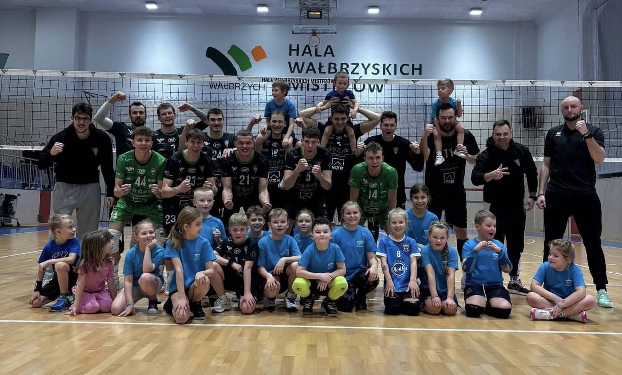 Wałbrzych: Trzy sety walki na korzyść KPS–u