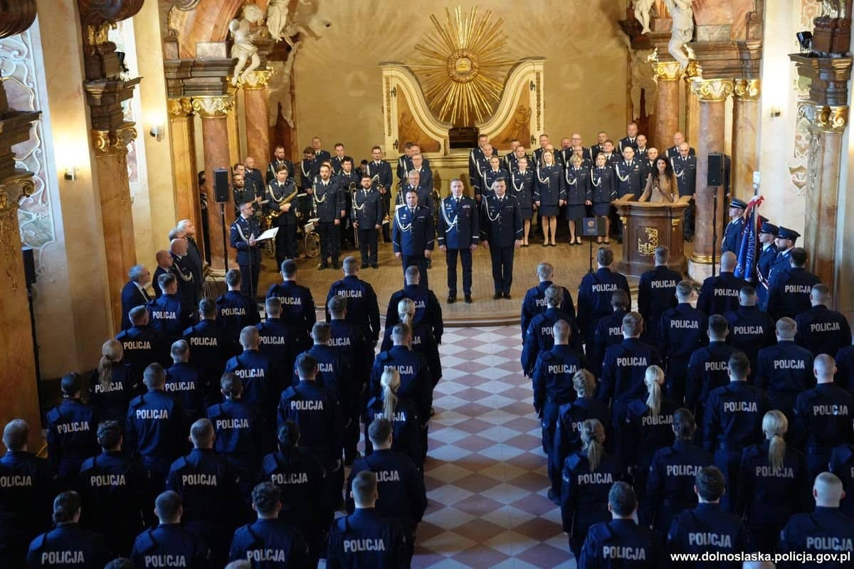 REGION: Nowi funkcjonariusze w służbie