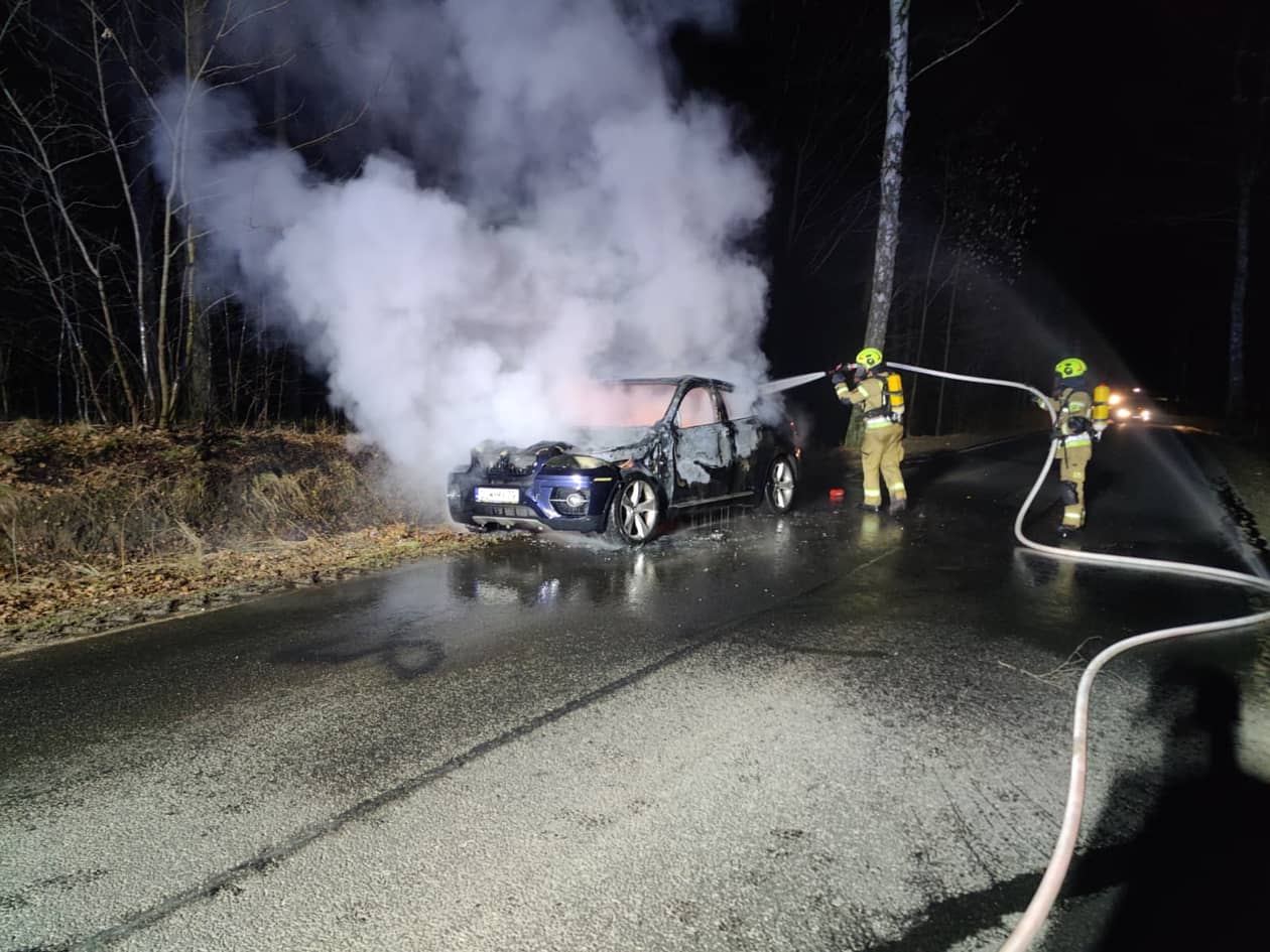 Dolny Śląsk: BMW w płomieniach