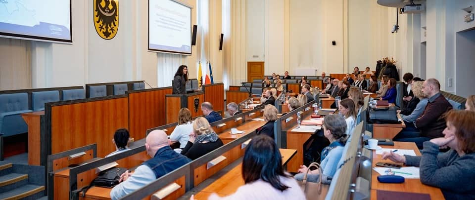 Wałbrzych/REGION: Wałbrzych przykładem dla innych miast