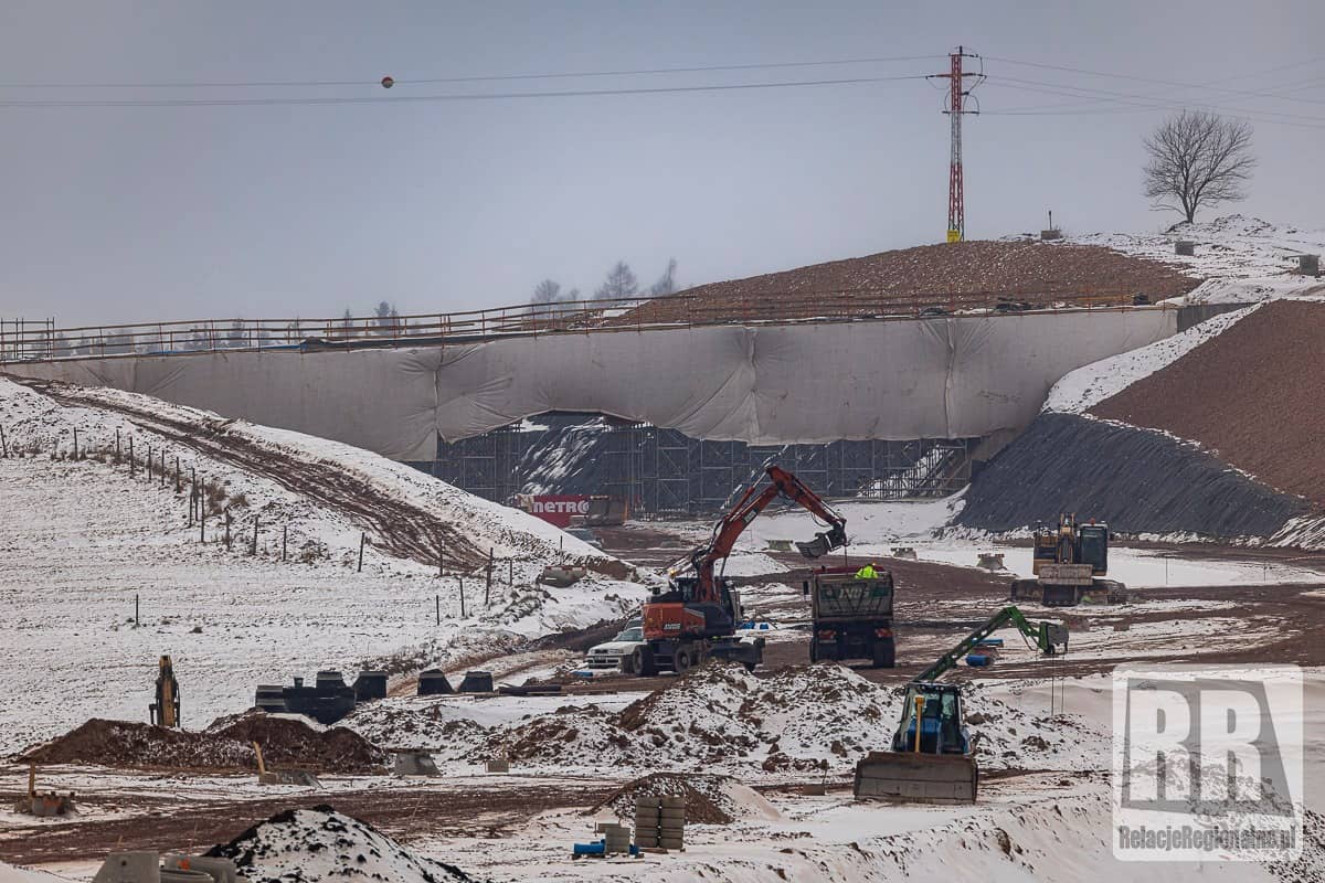 REGION: Budowa czeskiej D11, przedłużenie polskiej S3