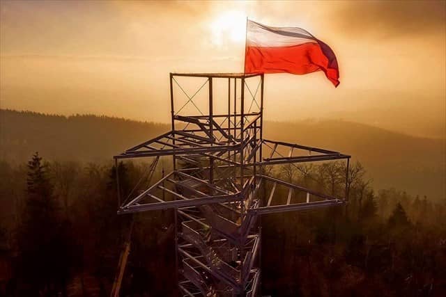 Stare Bogaczowice/Czarny  Bór: Bieg z flagą na Trójgarbie – XI edycja