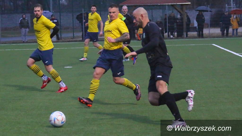 REGION: Mokrzeszów liderem